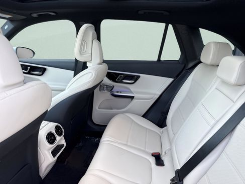 New 2026 Mercedes-Benz GLC 300 GLC 300 image 18
