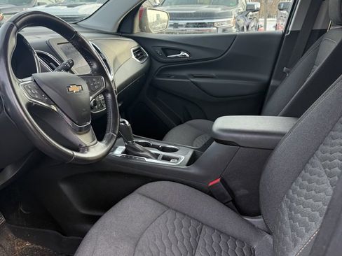 Used 2021 Chevrolet Equinox LT image 6