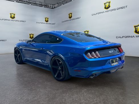 Used 2017 Ford Mustang GT w/ GT Performance Package RWD image 3