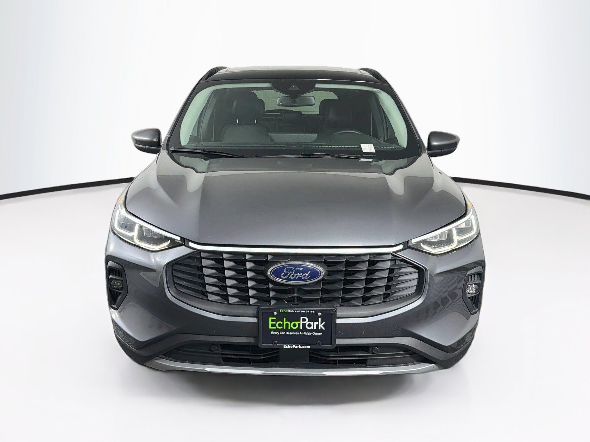 Used 2025 Ford Escape Platinum AWD/4WD image 2