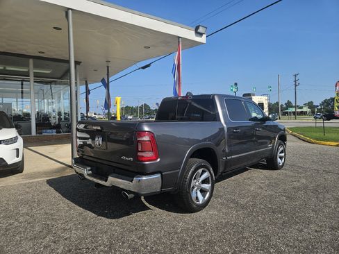 Used 2022 RAM 1500 Limited AWD/4WD image 3