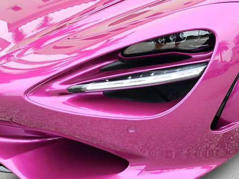 New 2026 McLaren 750S RWD image 24
