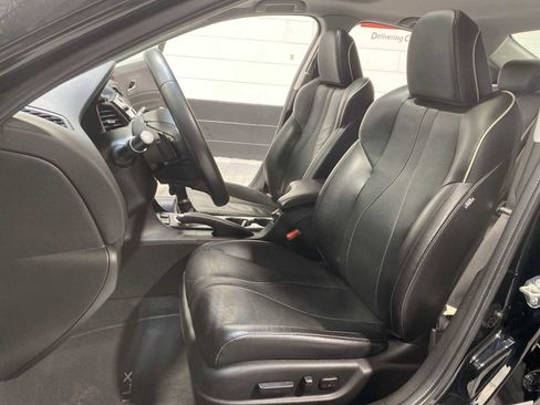 Used 2020 Acura ILX w/ Premium Package image 11