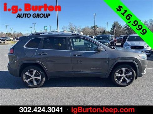 Certified 2019 Jeep Cherokee Limited image 2
