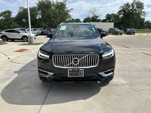 Certified 2024 Volvo XC90 T8 Ultimate image 8