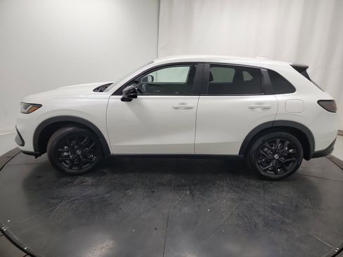 Certified 2025 Honda HR-V Sport image 5