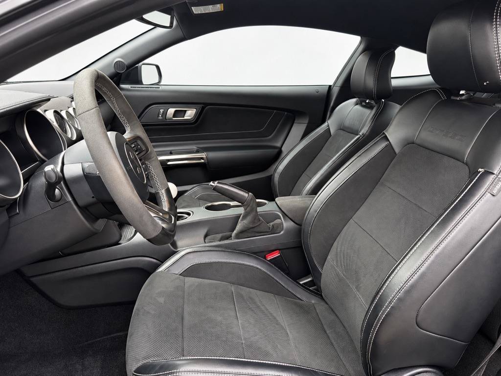 Used 2016 Ford Mustang Shelby GT350 w/ Technology Package RWD image 16