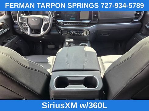 Used 2024 Chevrolet Silverado 1500 LT Trail Boss w/ LT Trail Boss Premium Package AWD/4WD image 18