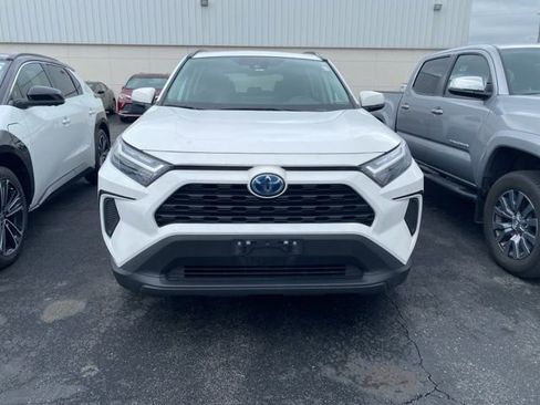 Used 2023 Toyota RAV4 XLE w/ Convenience Package image 2