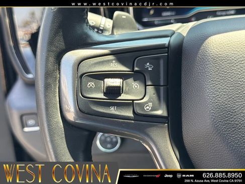 Used 2023 Chevrolet Silverado 1500 ZR2 w/ Technology Package AWD/4WD image 28