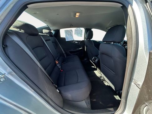 Used 2024 Chevrolet Malibu LT FWD image 11