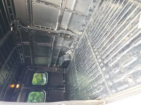 Used 2025 RAM ProMaster 2500 FWD image 10
