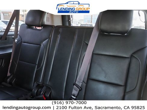 Used 2016 Chevrolet Suburban LT image 18