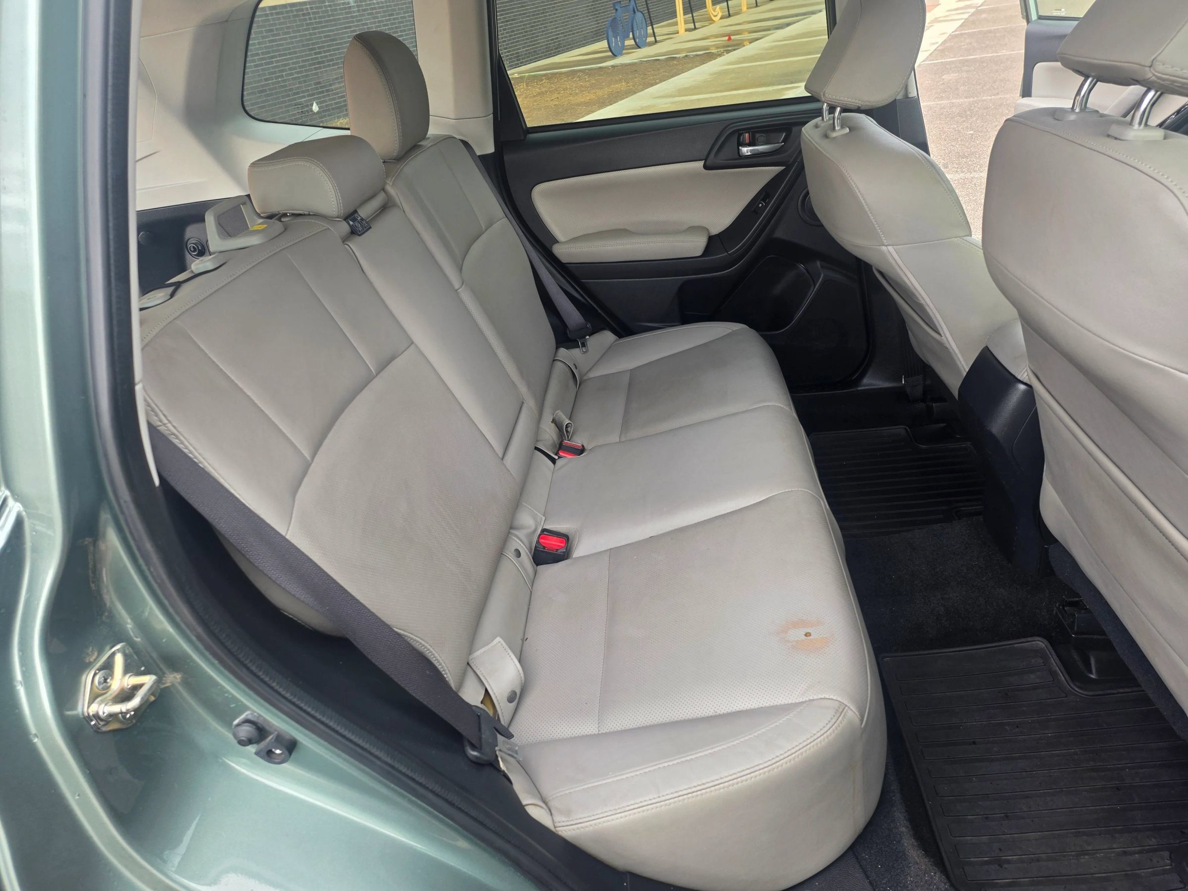 Used 2017 Subaru Forester 2.5i Limited AWD/4WD image 28