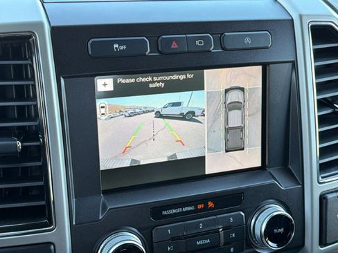 Used 2018 Ford F150 Lariat w/ Equipment Group 502A Luxury AWD/4WD image 16