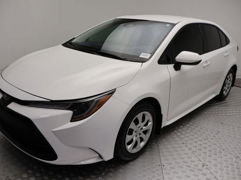 Certified 2024 Toyota Corolla LE FWD image 2