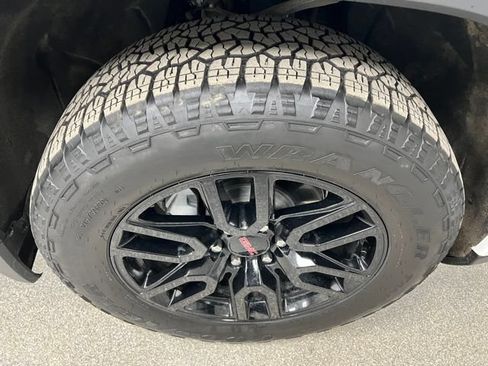 Used 2024 GMC Sierra 1500 Pro w/ Graphite Edition AWD/4WD image 16