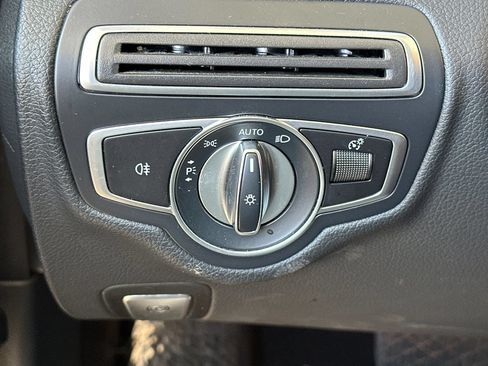 Certified 2021 Mercedes-Benz C 300 Sedan w/ Parking Assistance Package image 36