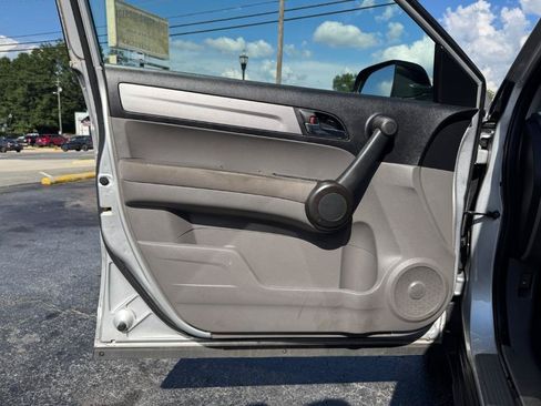 Used 2011 Honda CR-V SE image 9