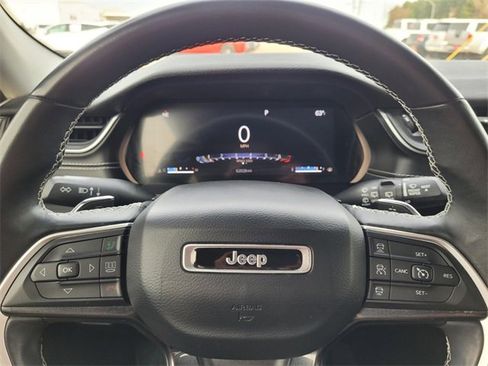 Used 2021 Jeep Grand Cherokee L Laredo w/ Luxury Tech Group I image 29