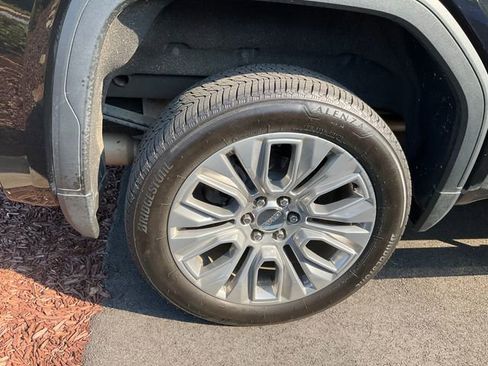 Used 2022 GMC Sierra 1500 Denali w/ Denali Premium Package image 15