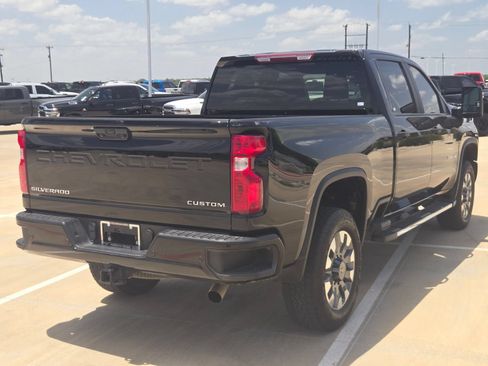 Used 2025 Chevrolet Silverado 2500 Custom w/ Custom Value Package AWD/4WD image 3