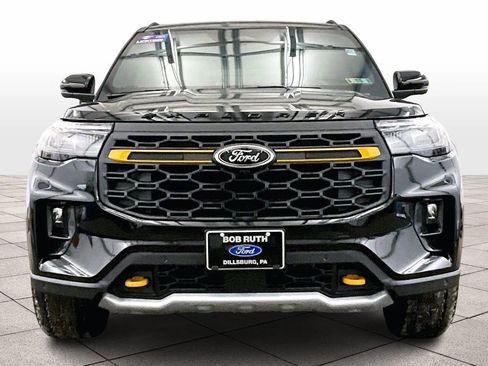 New 2026 Ford Explorer Tremor image 3