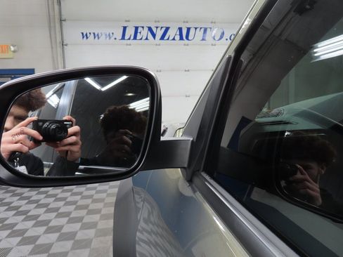 Used 2024 Toyota Tacoma Trailhunter Crew Cab image 57