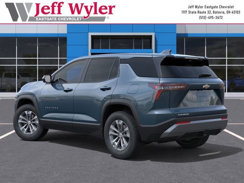 New 2026 Chevrolet Equinox LT FWD image 3