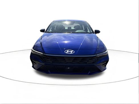 New 2026 Hyundai Elantra SEL Sport FWD image 8