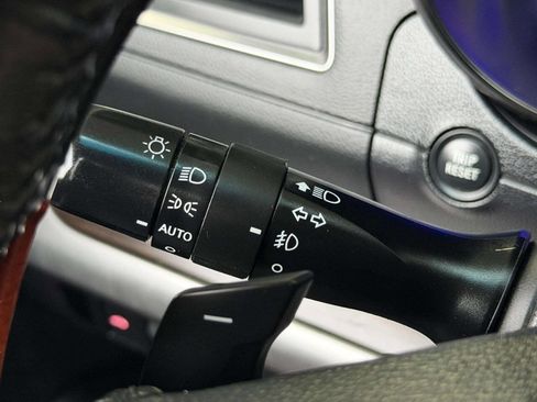 Used 2015 Subaru Legacy 2.5i Limited image 37