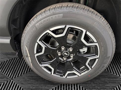 New 2025 Ford Bronco Sport Outer Banks w/ Outer Banks Tech Package+ image 14