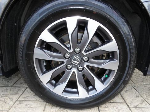 Used 2022 Honda Odyssey EX-L image 16