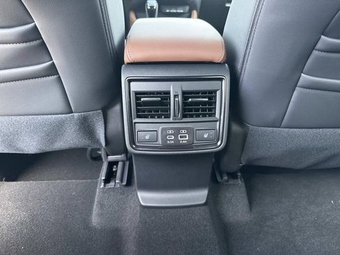 New 2026 Subaru Forester Touring AWD/4WD image 19