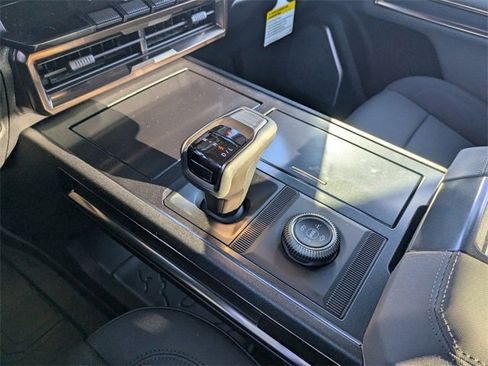 New 2025 GMC Hummer EV 2X image 30