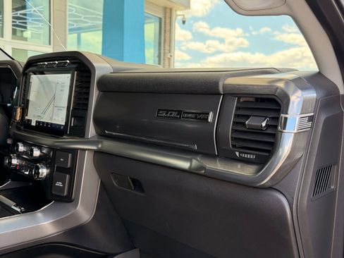 Used 2021 Ford F150 Lariat w/ FX4 Off-Road Package image 25