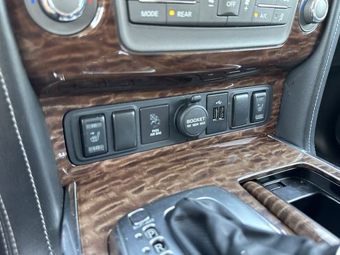 Used 2019 Nissan Armada SL w/ Premium Package image 29