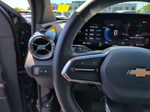 Used 2024 Chevrolet Blazer EV LT AWD/4WD image 20