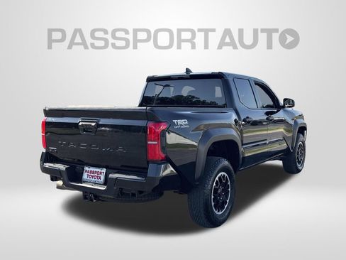 Used 2024 Toyota Tacoma TRD Off-Road AWD/4WD image 8