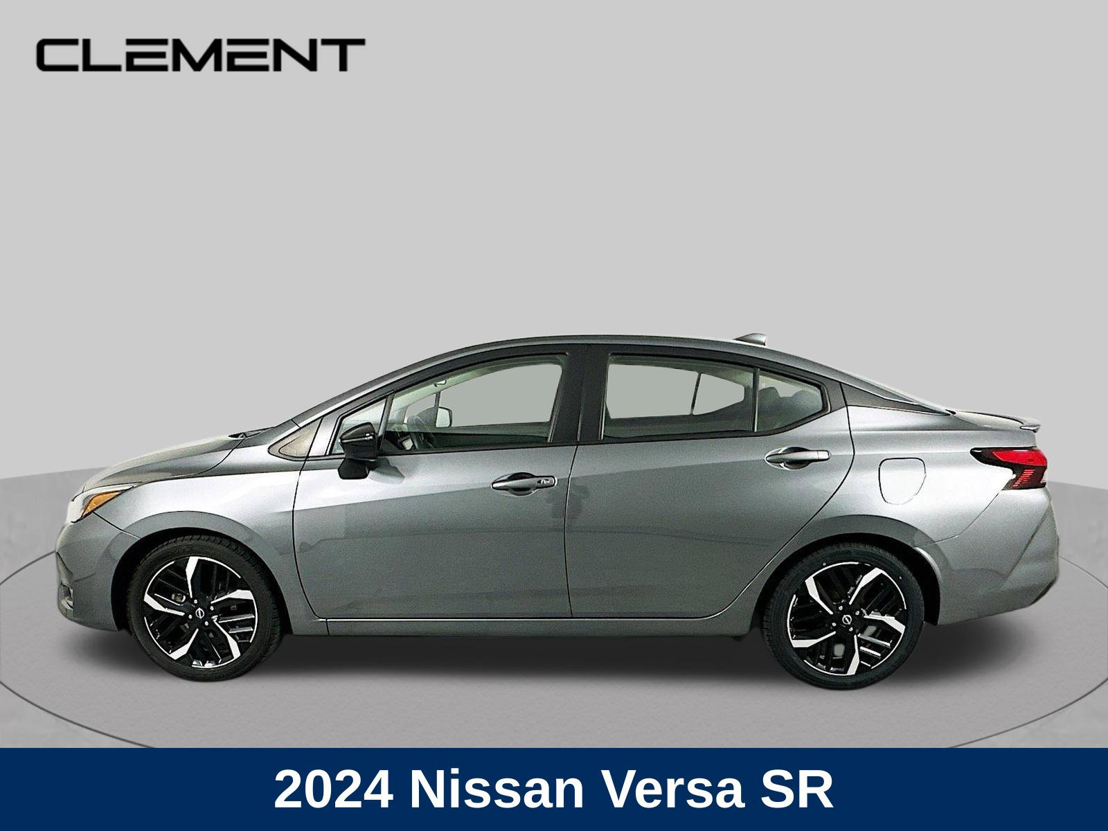 Used 2024 Nissan Versa SR FWD image 4