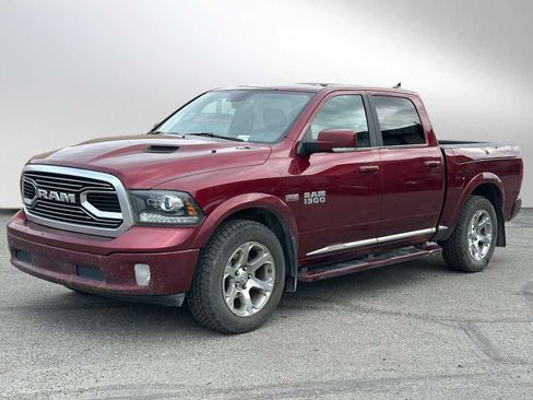 Used 2018 RAM 1500 Limited image 3