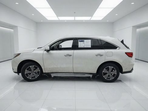 Used 2017 Acura MDX FWD image 2