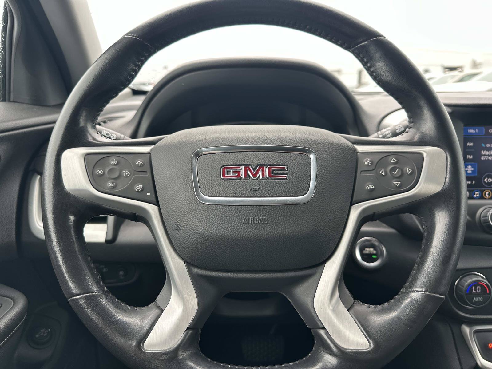 Certified 2022 GMC Terrain SLT FWD image 19