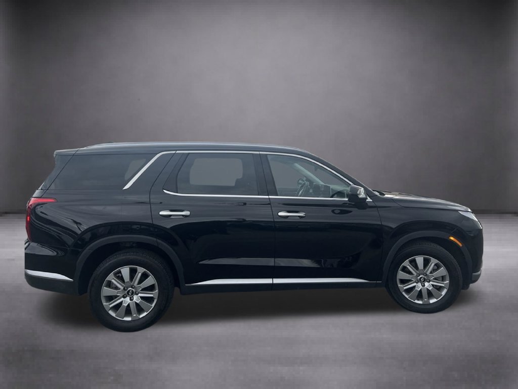 Certified 2025 Hyundai Palisade SEL FWD image 9