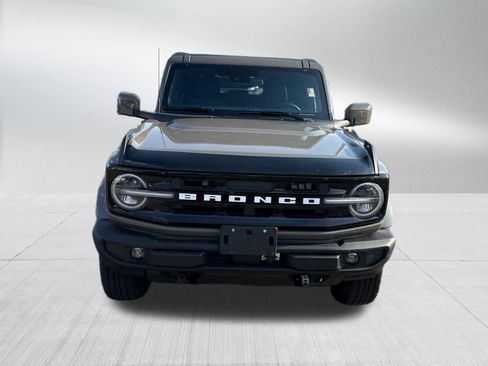Used 2025 Ford Bronco Outer Banks AWD/4WD image 2