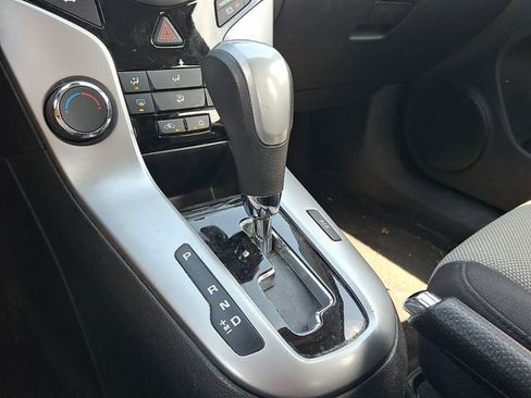 Used 2016 Chevrolet Cruze LS FWD image 14