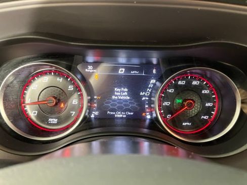 Used 2023 Dodge Charger SXT RWD image 25
