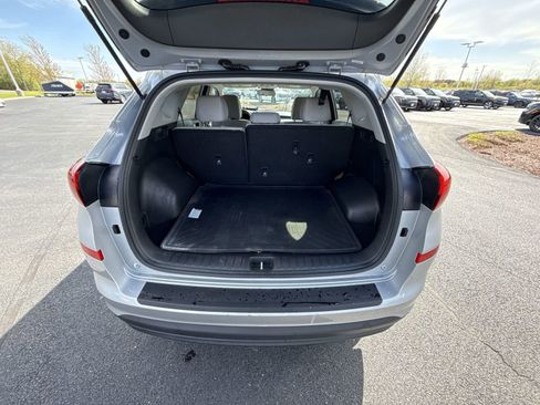 Used 2020 Hyundai Tucson SE w/ Cargo Package AWD/4WD image 21