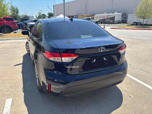 Used 2026 Toyota Corolla LE FWD image 4