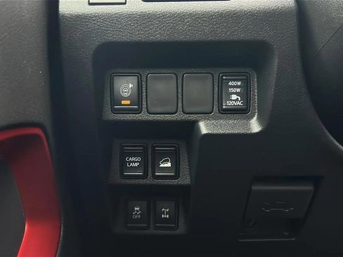 Used 2024 Nissan Frontier PRO-4X w/ Pro Convenience Package AWD/4WD image 9